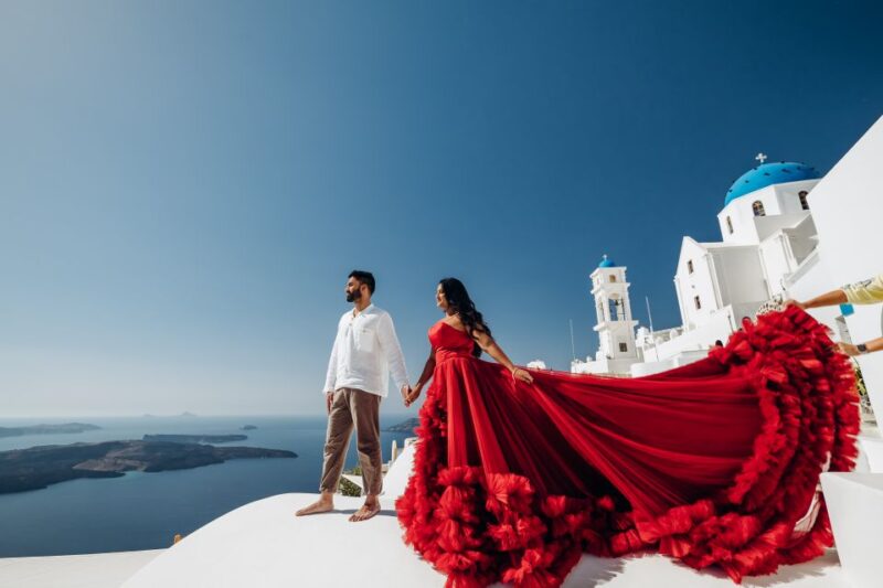 Santorini: Private Flying Dress Photoshoot Experience - Expert Photographers and Techniques