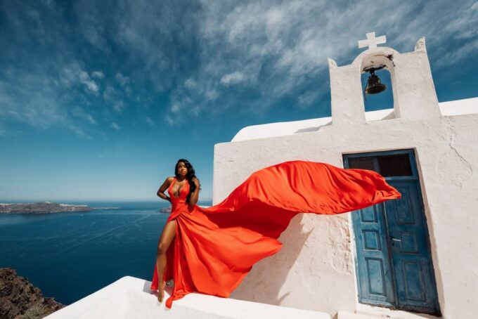 Santorini: Private Flying Dress Photoshoot Experience - Capturing Cherished Moments