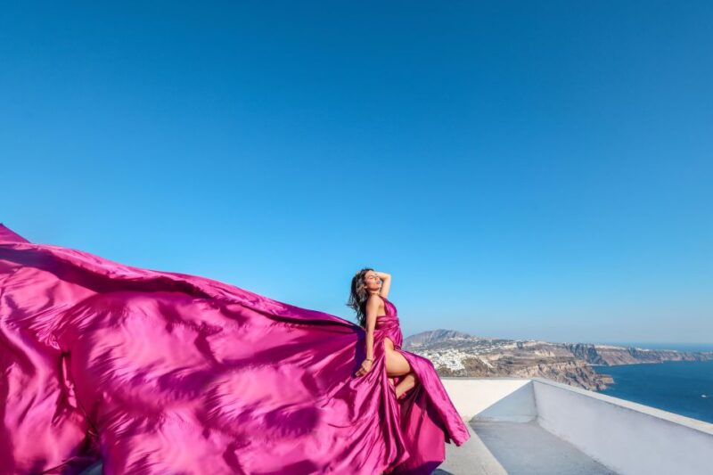 Santorini: Private Flying Dress Photoshoot With Dress Rental - Photoshoot Experience