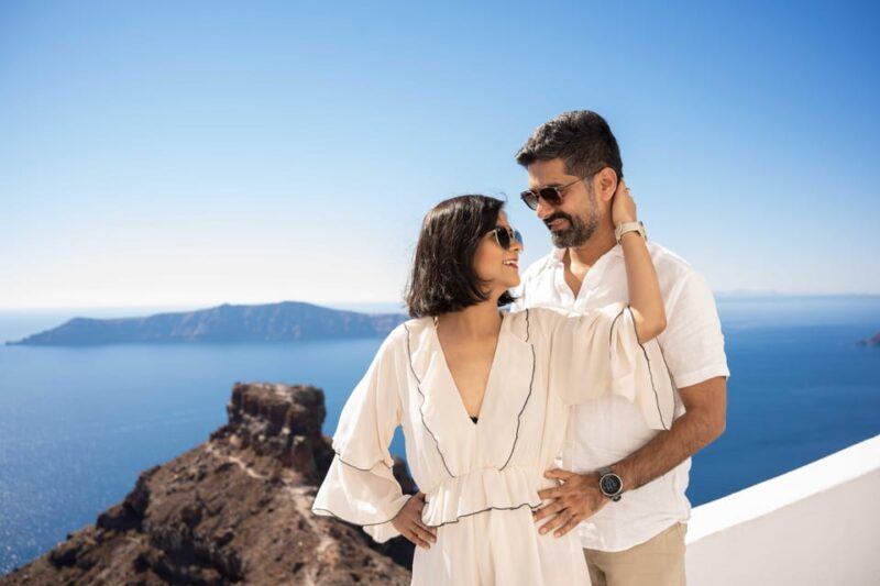 Santorini: Private Photoshoot Tour by a Pro Photographer - Meeting Point and Booking