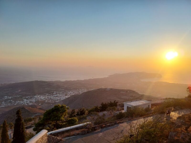 Santorini: Private Romantic Guided Tour With Sunset & Dinner - Additional Information
