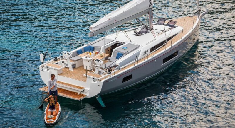 Santorini: Private Sailing Cruise With Meal & Swim Stops - Swimming in Thermal Springs