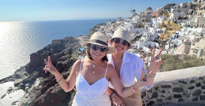 Santorini: Private Sightseeing Half-Day Tour - Profitis Ilias and Megalochori