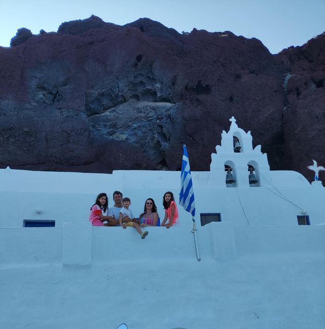 Santorini: Private Sightseeing Tour With Local Guide - Pickup and Drop-off