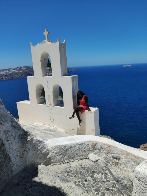 Santorini: Private Sightseeing Tour With Local Guide - Exploring Megalochori Village