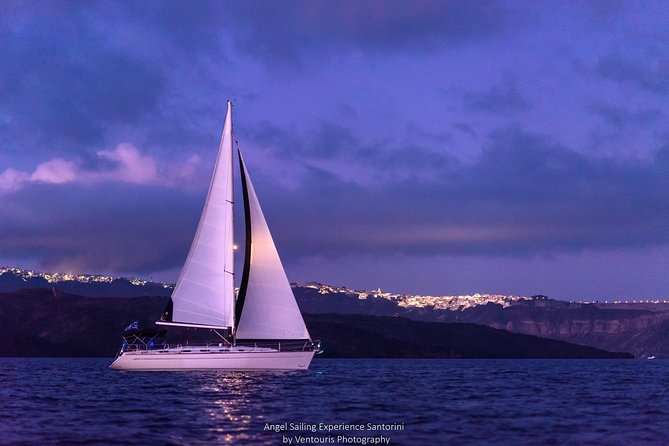 Santorini Private Sunset Sailing Tour With Dinner, Drinks &Transfer Included - Inclusions and Whats Provided