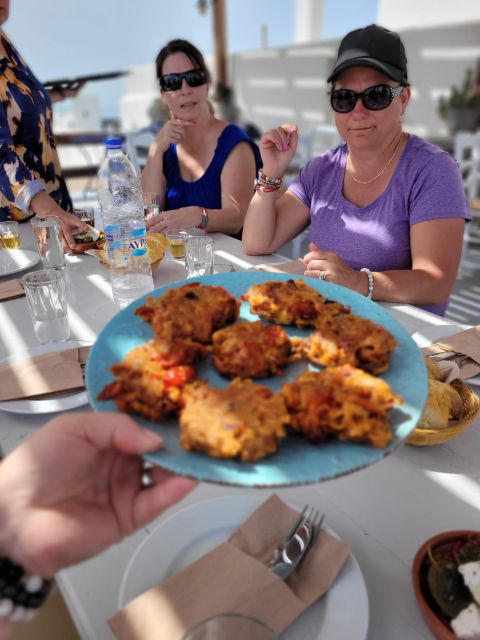 Santorini: Private Tour for Cruise Ship Travellers 5 Hours - Inclusions and Highlights