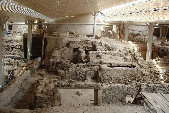 Santorini Private Tour in Minibus - About Santorini Trans Tours