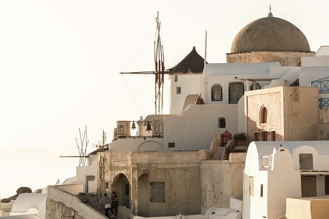 Santorini: Private Tour in the Picturesque Village of Oia - Accessibility and Dress Code