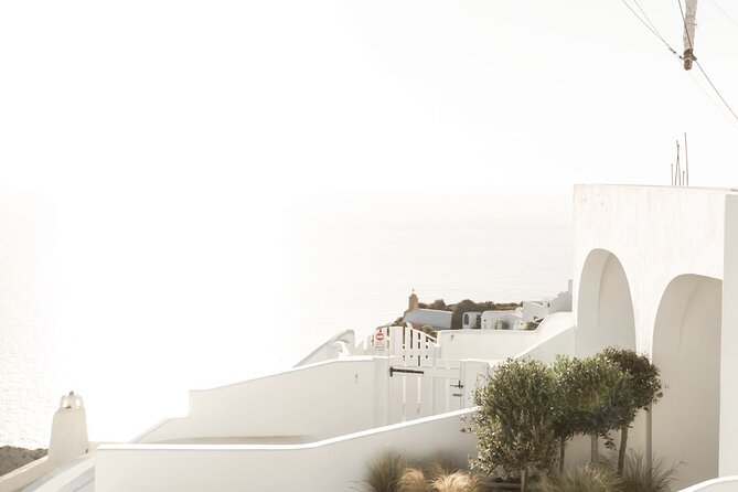 Santorini: Private Tour in the Picturesque Village of Oia - Pricing and Group Details