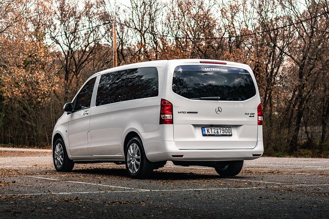 Santorini Private Transfer From or To the Ferry Port - Pricing and Payment