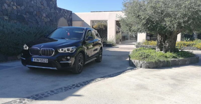 Santorini: Private Transfer From the Airport - Key Points