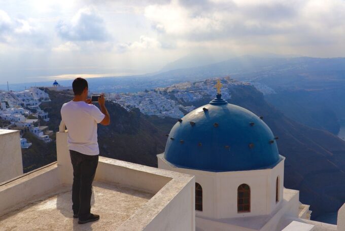 Santorini: Private Transfer Service - Booking and Cancellation