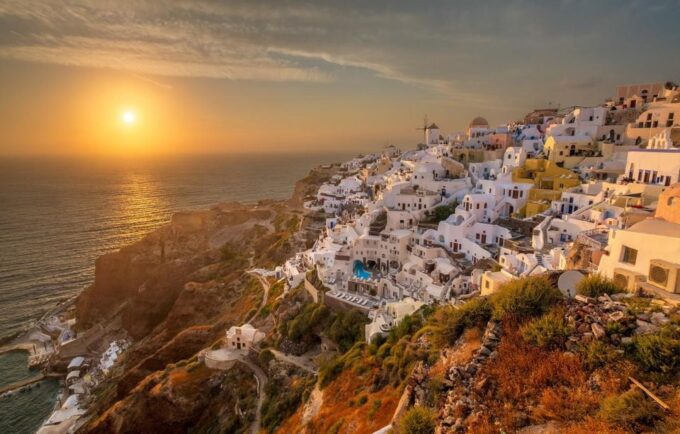 Santorini: Roundtrip Transfer To Oia - Additional Information