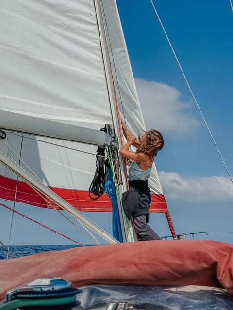 Santorini: Sail With Maria and Explore Santorini - Sailing Experience Highlights