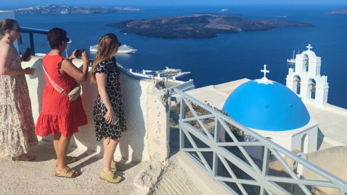 Santorini Shore Excursion: 5-hours Private Sightseeing Tour - Optional Visits and Fees