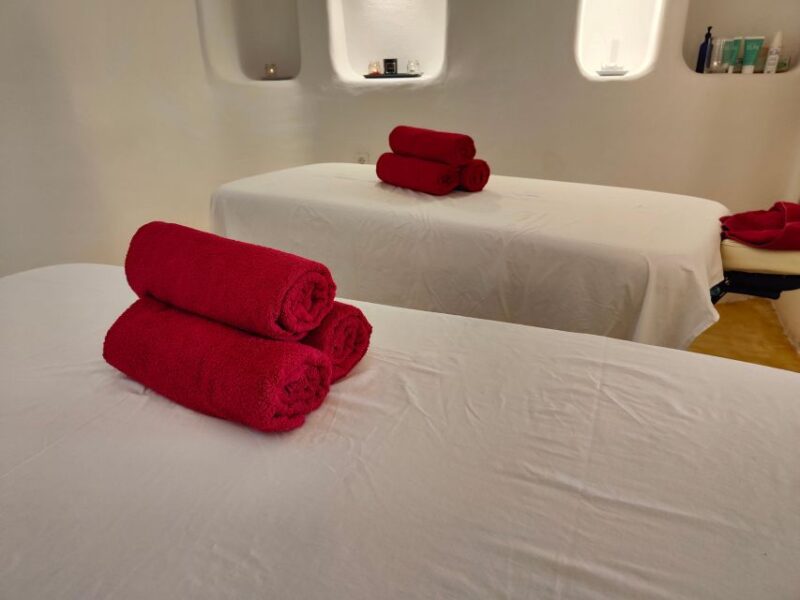 Santorini: Signature Aromatherapy Spa Face - Body Treatment - Aromatherapy Treatment Highlights