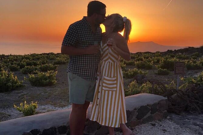 Santorini Small-Group Sunset Wine Tour With Santo Winery Sunset - Key Points