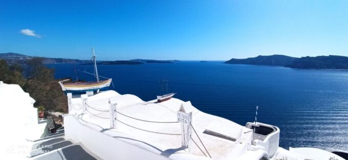 Santorini Splendor: Iconic Multi-Days Combo - Departure Private Transfer