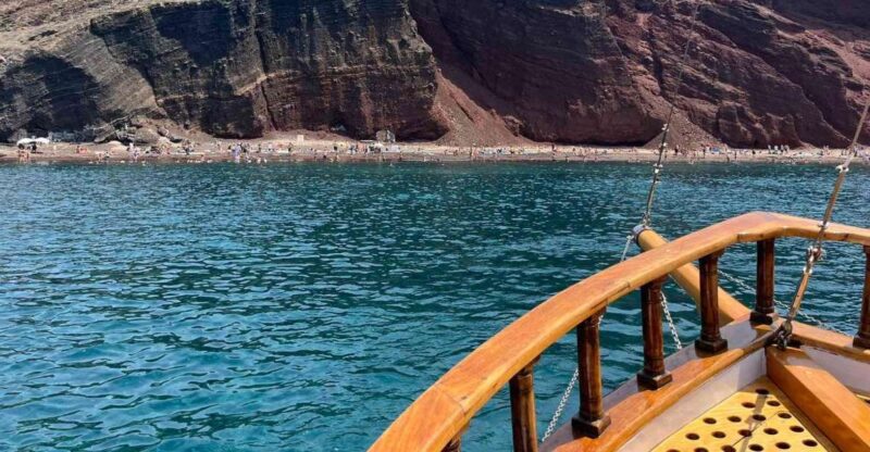 Santorini: Sunset Boat Cruise With BBQ Meal & Wine - Key Points