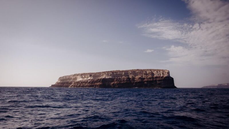 Santorini: Sunset Boat Cruise With BBQ Meal & Wine - Itinerary Overview