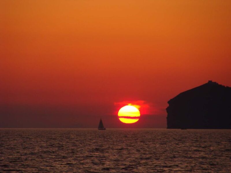 Santorini: Sunset Cruise With Greek Dinner and Transfer - Dining and Refreshments
