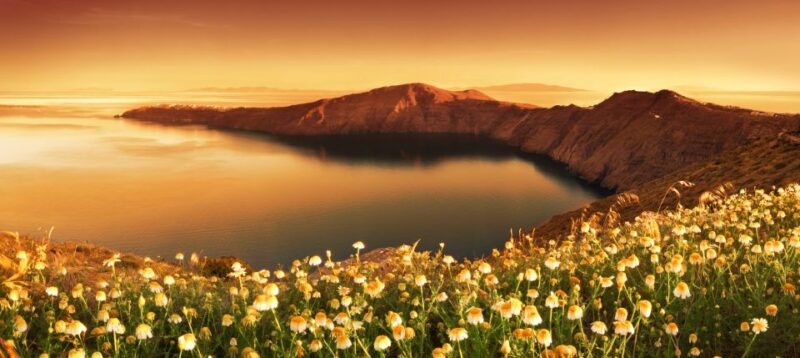 Santorini Sunset Tour - Breathtaking Cliffside Views