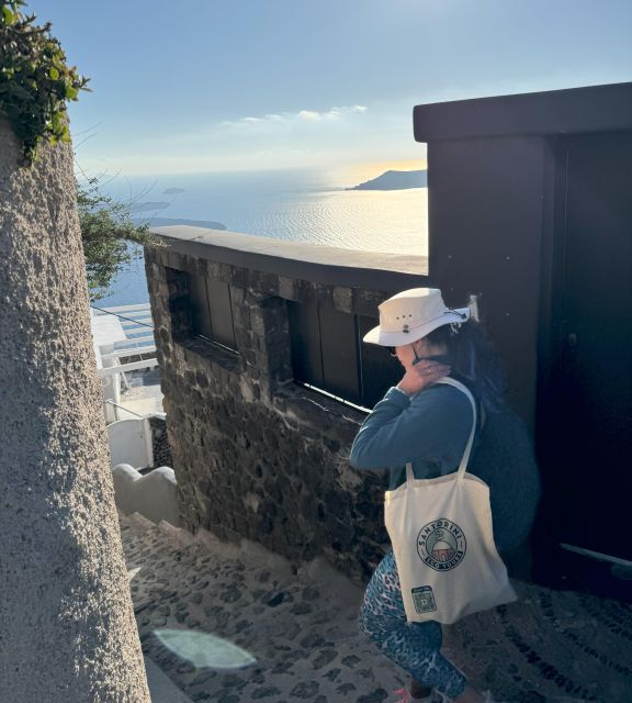Santorini: Sunset Walking Tour in Caldera Path With Tasting - Important Information