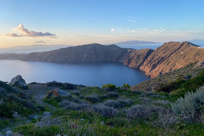 Santorini: Sunset Walking Tour in Caldera With Tasting - Meeting Point and End Point