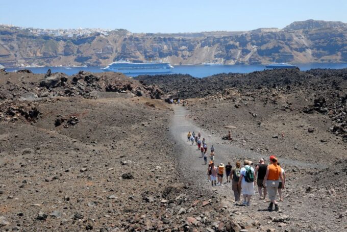 Santorini: Thirassia Islands and Volcano Guided Cruise - Important Reminders