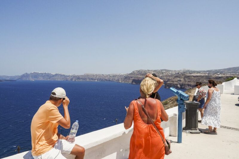 Santorini: Top Sights Day Trip, Wine Tasting, & Oia Sunset - Exploring Emporio Medieval Village