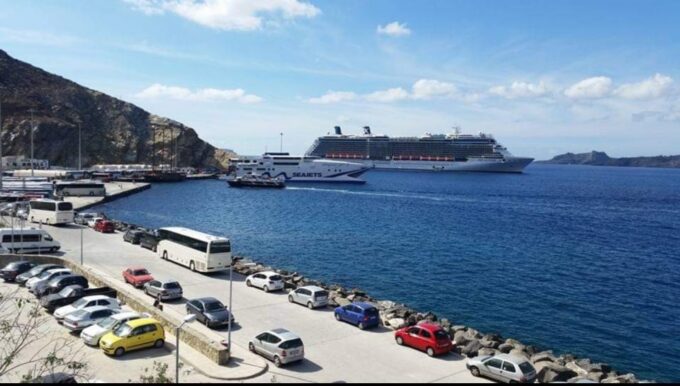 Santorini Tour Experts at Hidden Treasures of Island - Flexible Tour Duration and Itinerary