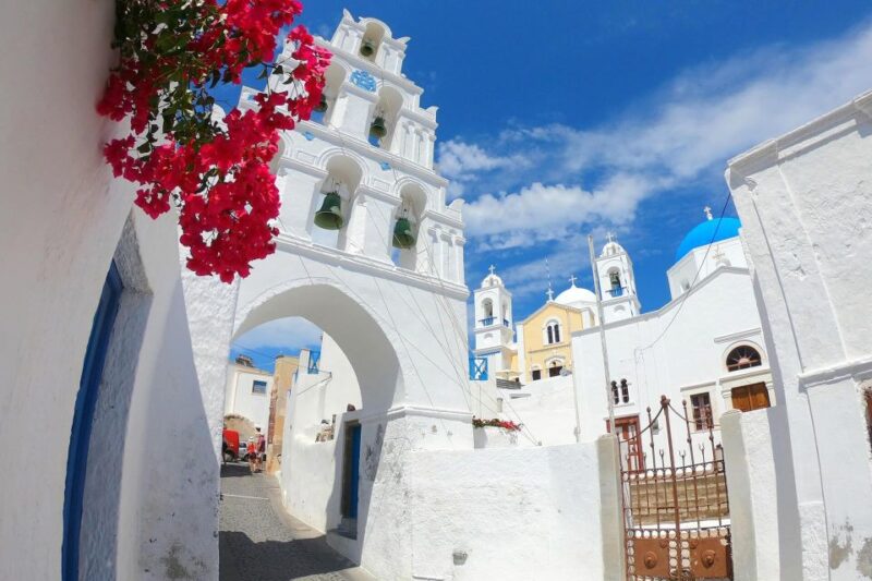 Santorini Tour : Oia, Black Beach, and Pyrgos Half-Day Tour - Explore Perissa Black Beach