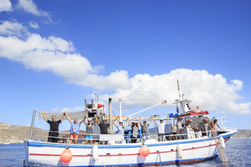 Santorini: Traditional Fishing Trip and Fresh Fish Lunch - Sights and Catches on the Boat