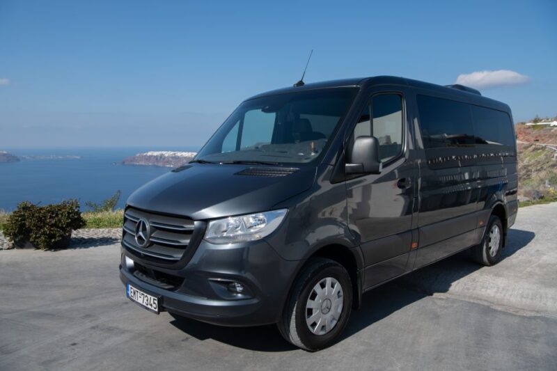 Santorini: Transfer From Port to Oia - Comfortable Air-conditioned Transfers