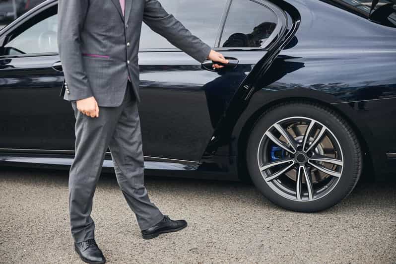 Santorini Transfer With Luxury Mercedes Car - Booking Process