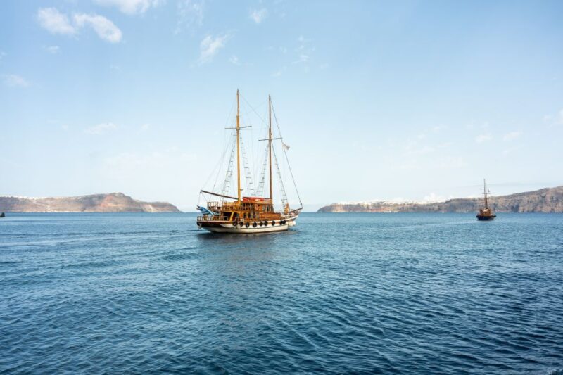 Santorini: Volcanic Islands Cruise With Hot Springs Visit - Packing Essentials