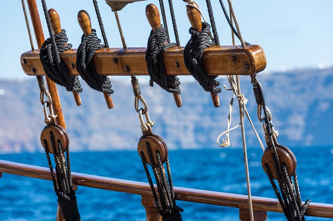 Santorini Volcano and Hot Springs Cruise Tour From Fira Old Port - Exploring Palea Kameni