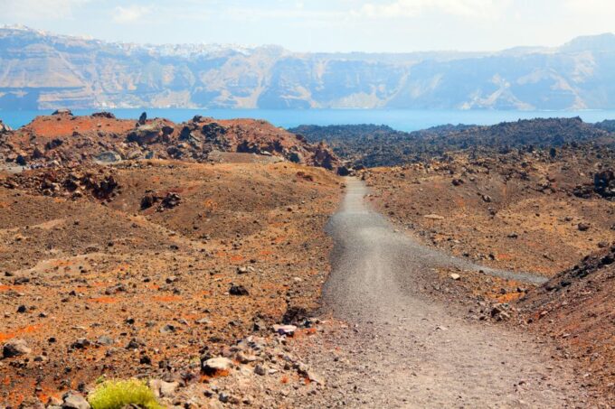 Santorini: Volcano and Hot Springs Sunset Dinner Cruise - Important Logistics and Notes