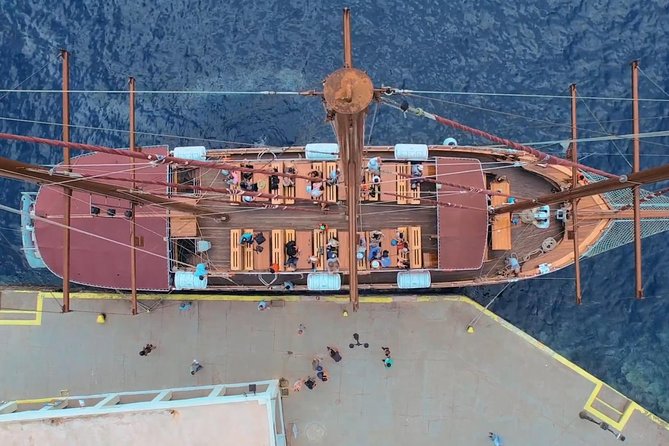 Santorini Volcano Sunset Cruise Including Dinner on Board - Highlights of the Cruise