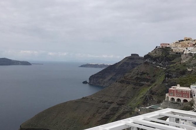 Santorini: Walking Tour of Fira - Exploring Firas White Cobblestone Streets