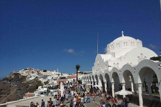 Santorini: Walking Tour of Fira - Visiting Local Workshops and Art Galleries