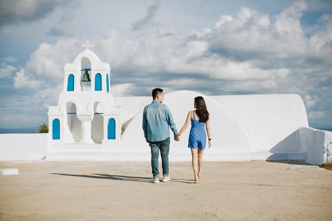 Santorini Walking Tour With a Personal Photographer - Professional Photographer and Photos