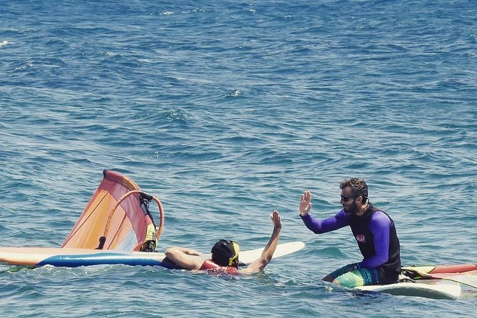 Santorini Windsurfing Lessons - Lesson Availability and Schedule