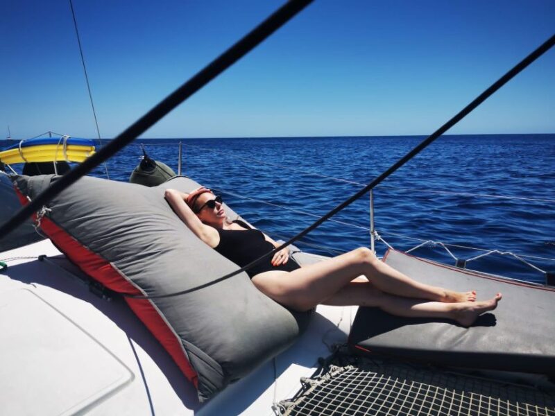 Santorini:Catamaran: Private Cruise With Food & Drinks - Itinerary