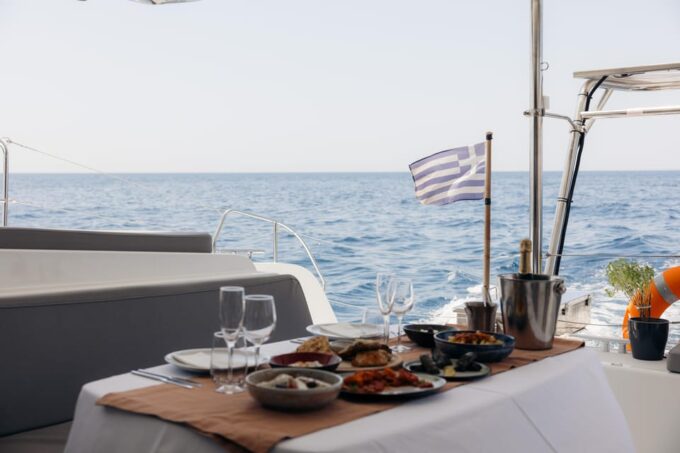 Santorini:Private Catamaran Tour With BBQ & Unlimited Drinks - Reservation and Payment Options