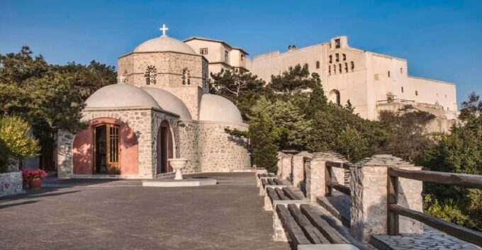 Santorini:Privet Highlights Tour With Wine Tasting - Frequently Asked Questions