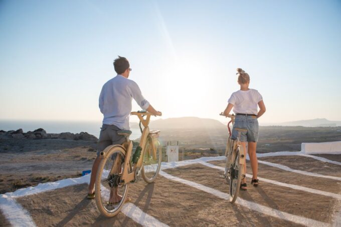 Santorinis Private Wooden E-Bike Tour With Lunch or Dinner - Frequently Asked Questions