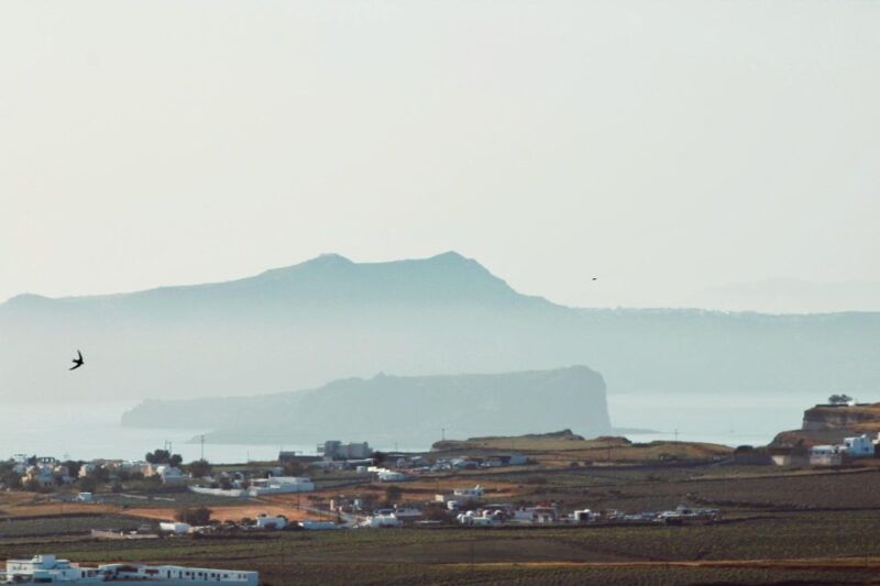 Santorinis Story: Insta and TikTok Experiences - Personalized Sightseeing Adventure