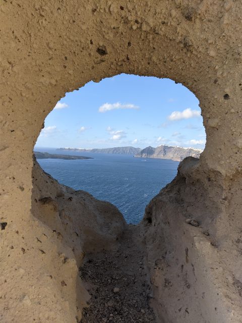 Santorinis Story: Insta and TikTok Experiences - Photoshoot Perfection